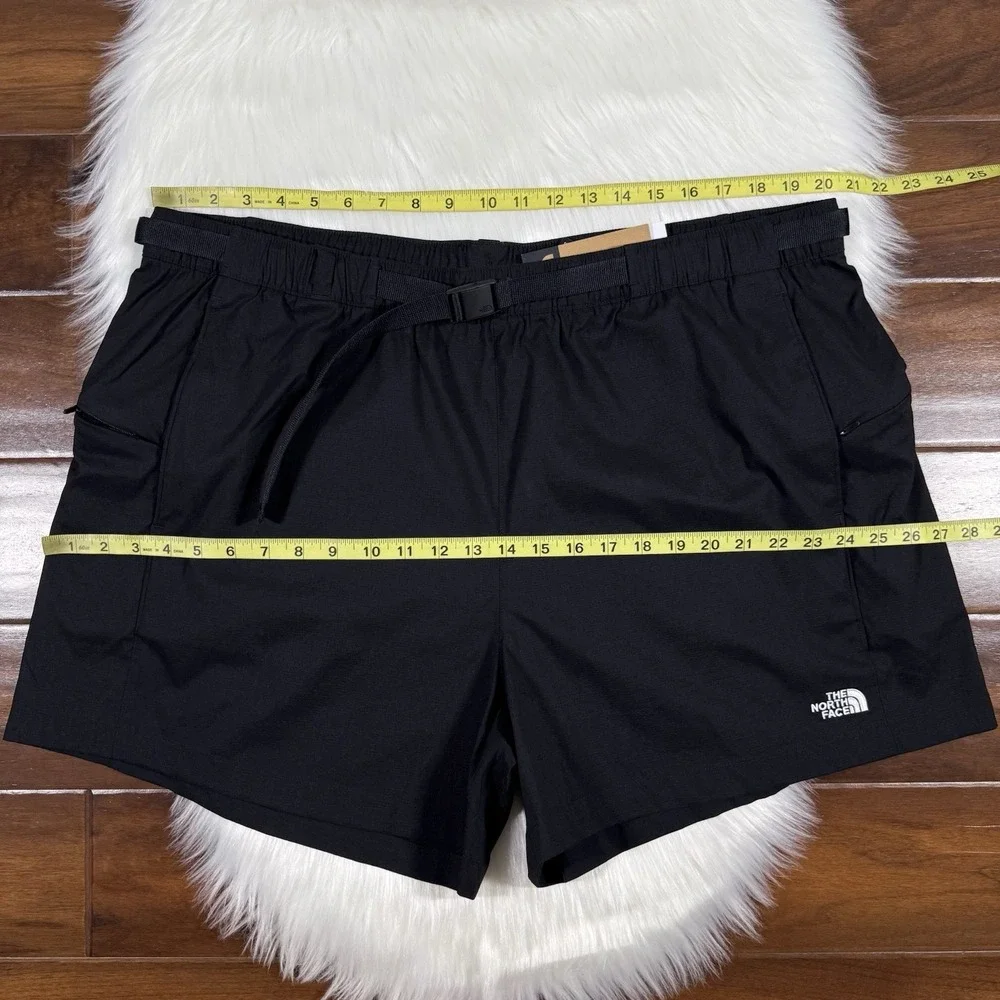 The North Face Men's Size‎ XXL Black Class V Pathfinder Belted Relaxed Shorts